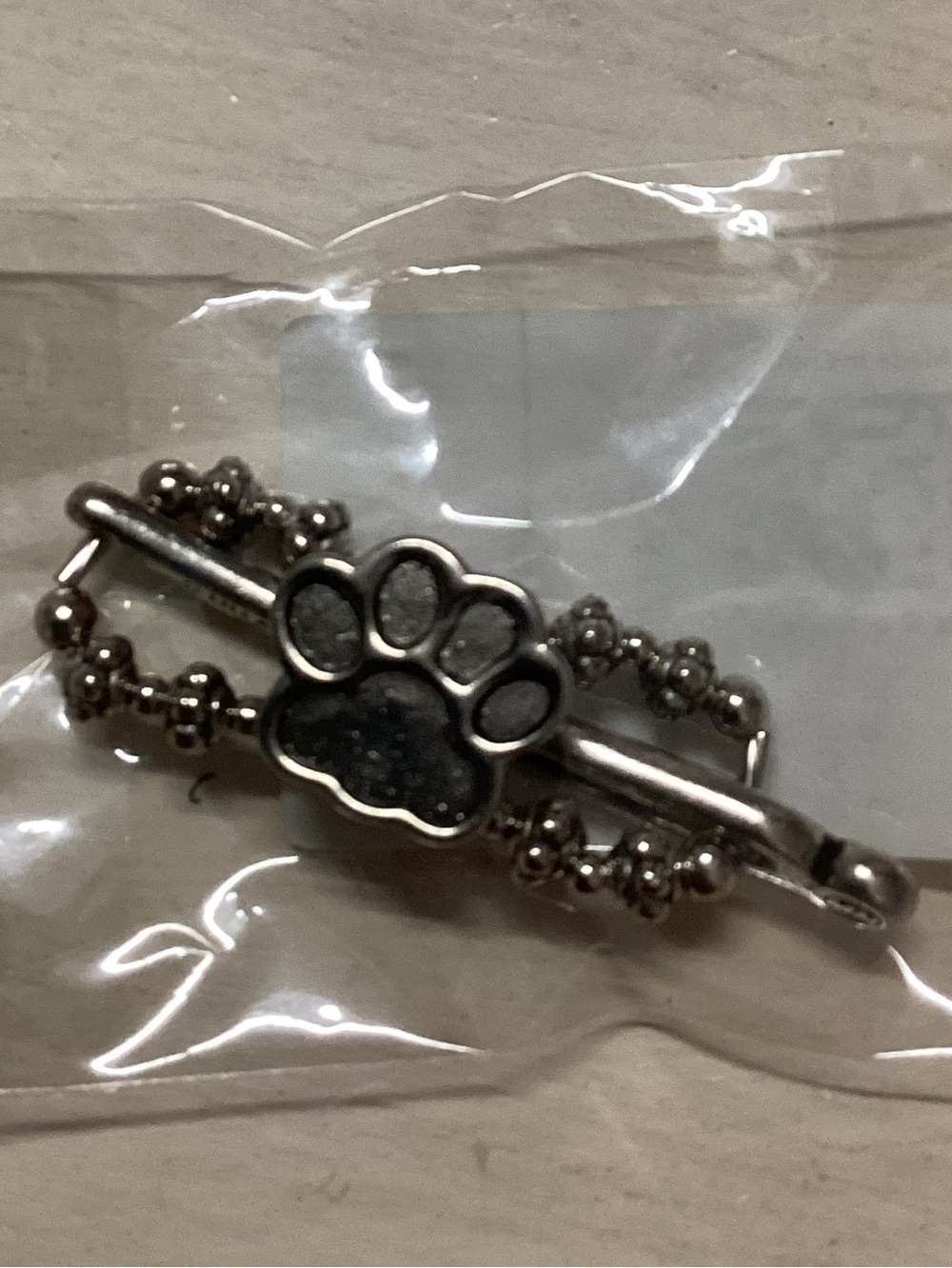 Lila Rose Silver Paw Print Beaded Hair Accessory